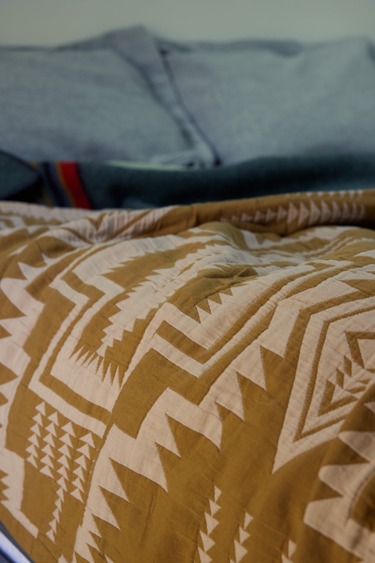 Organic Cotton Matelasse Harding Star Ochre