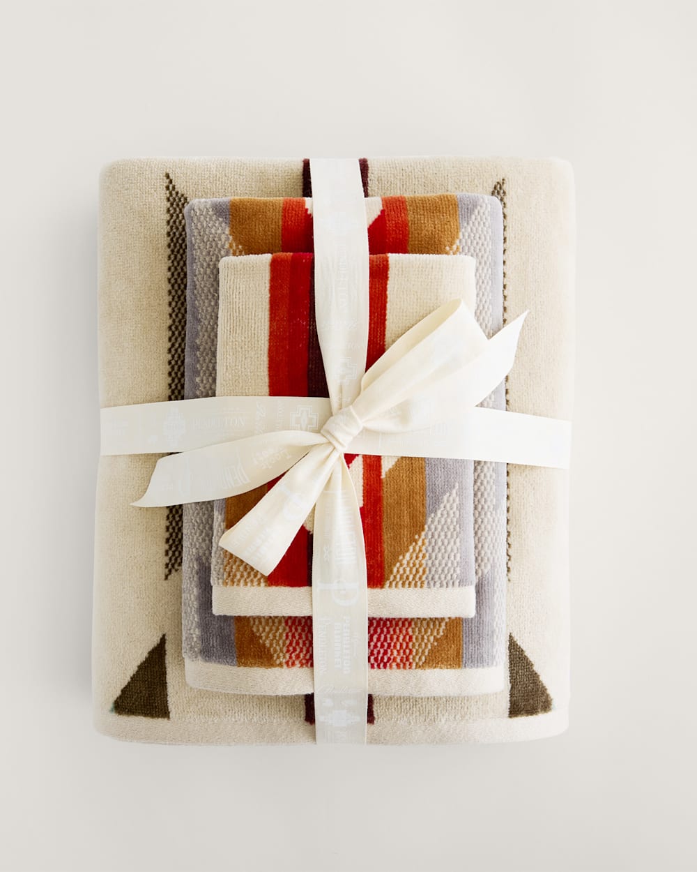 Jacquard Towel Collection Wyeth Trail