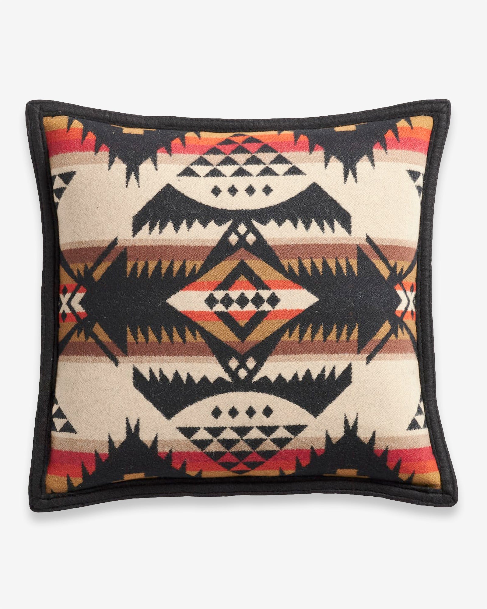 Nehalem Pillow Black