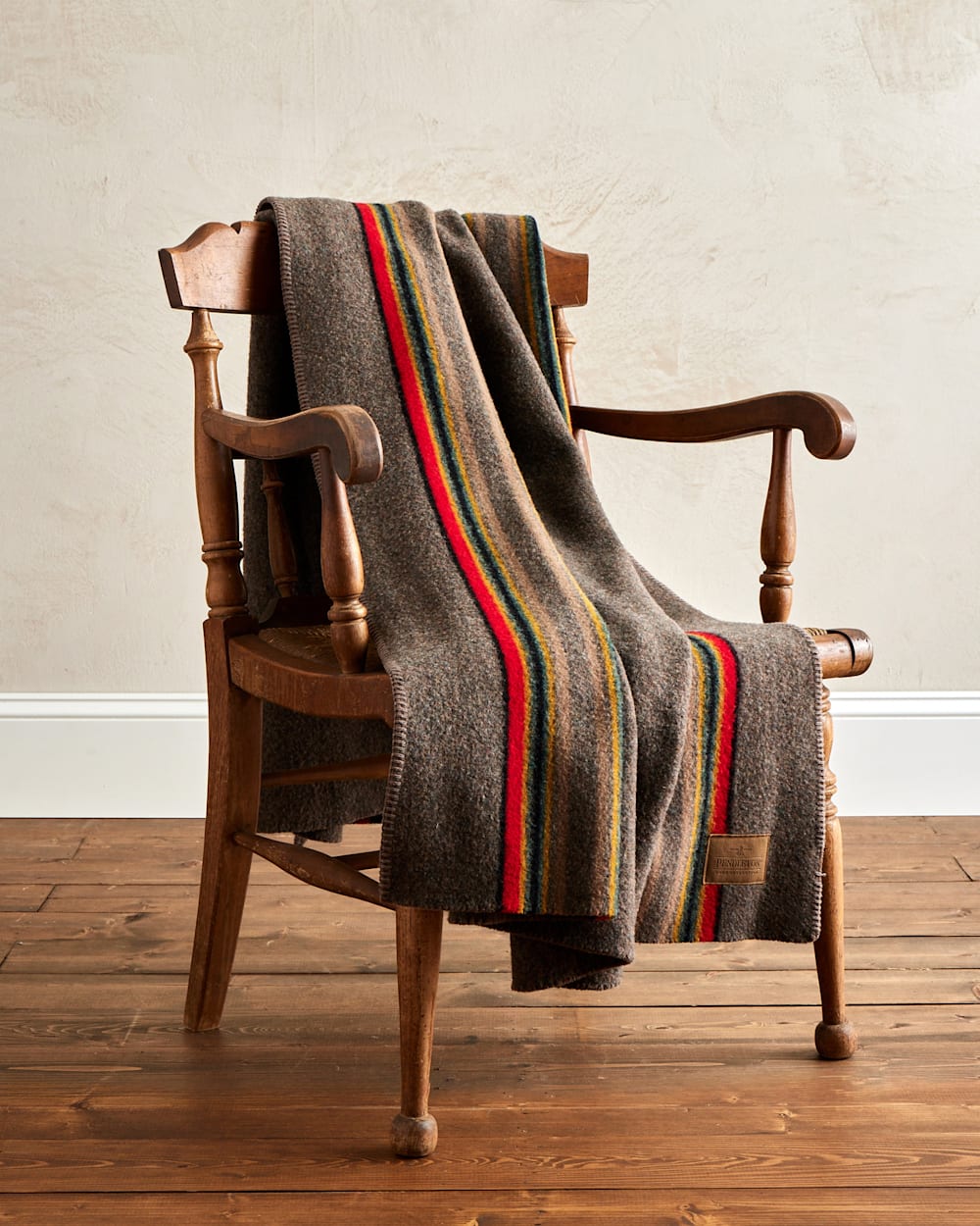 Yakima Throw Mineral Umber