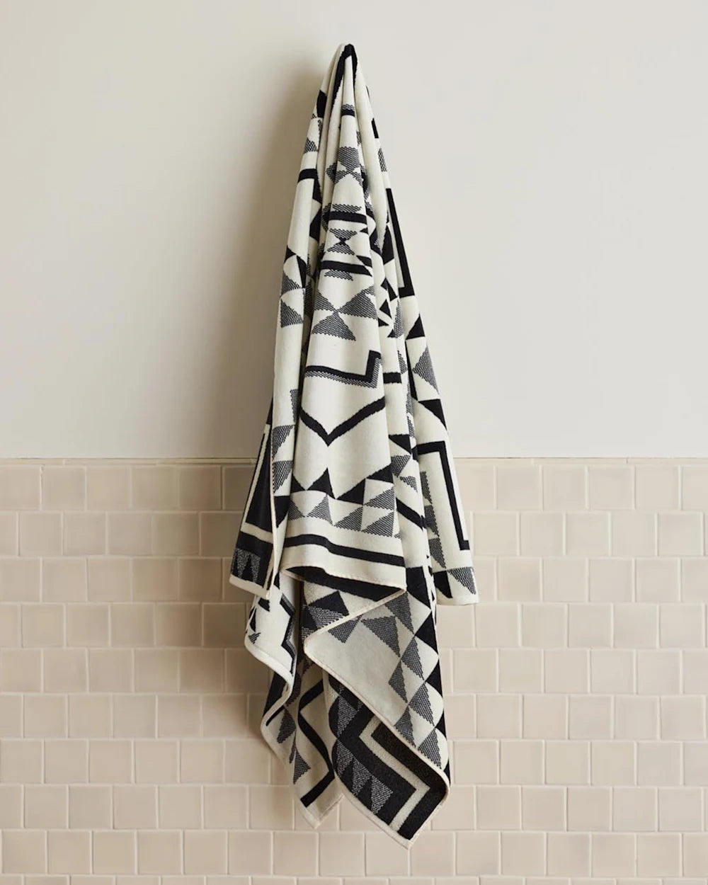 Pendleton Beach Towel in Oxbow – view 4