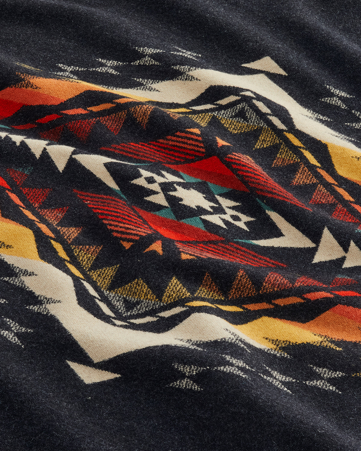 Pendleton Bridge Creek Wool Blanket – view 4