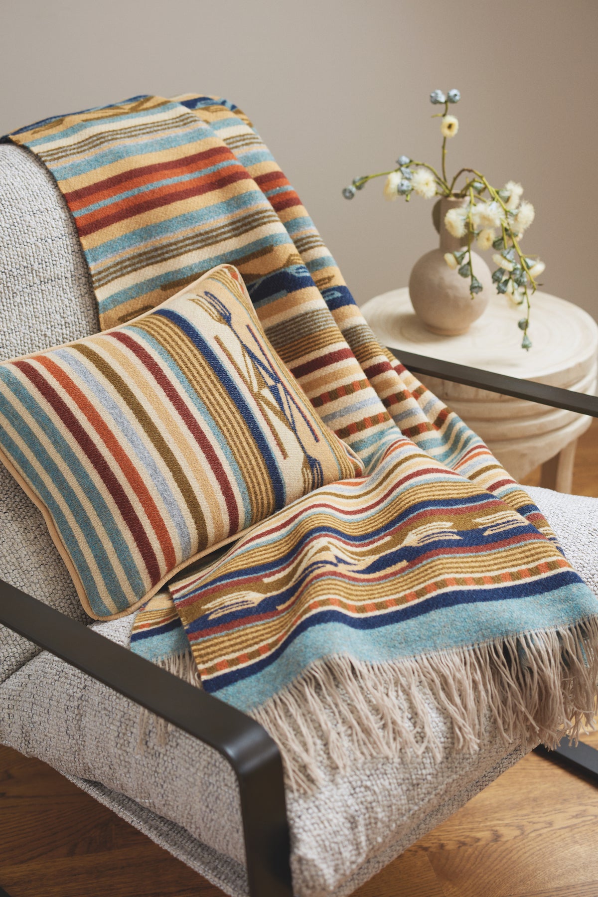 Pendleton Jacquard Fringed Wool Throw Chimayo in Harvest – view 3