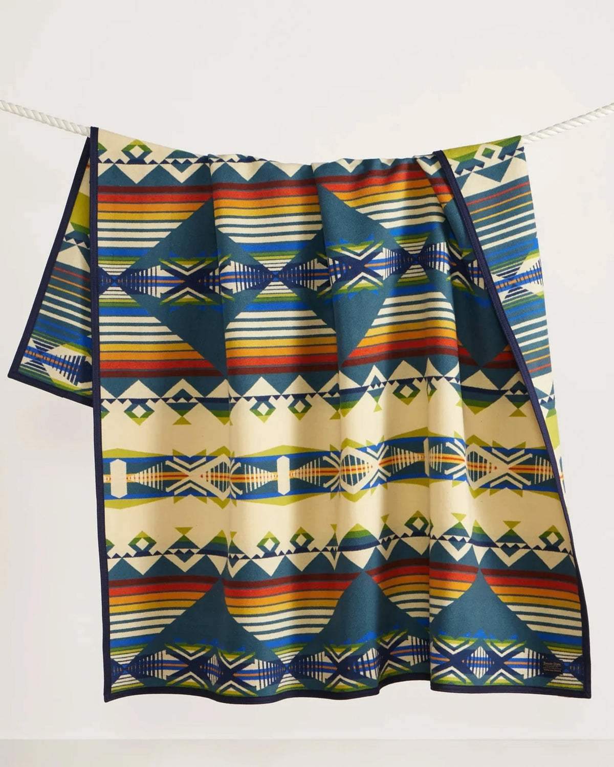 Jacquard Unnapped Robe Creekside