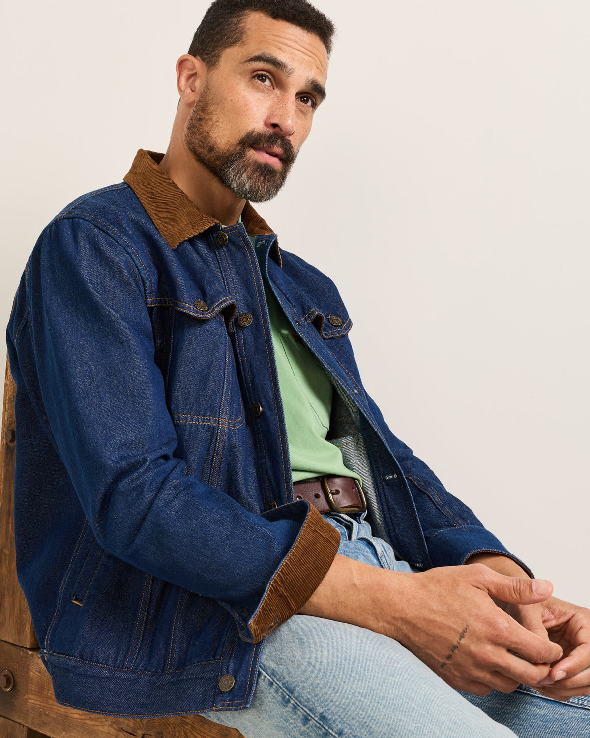 Pendleton Men's Culver Denim Jacket in Dark Denim/Ponderosa – view 2