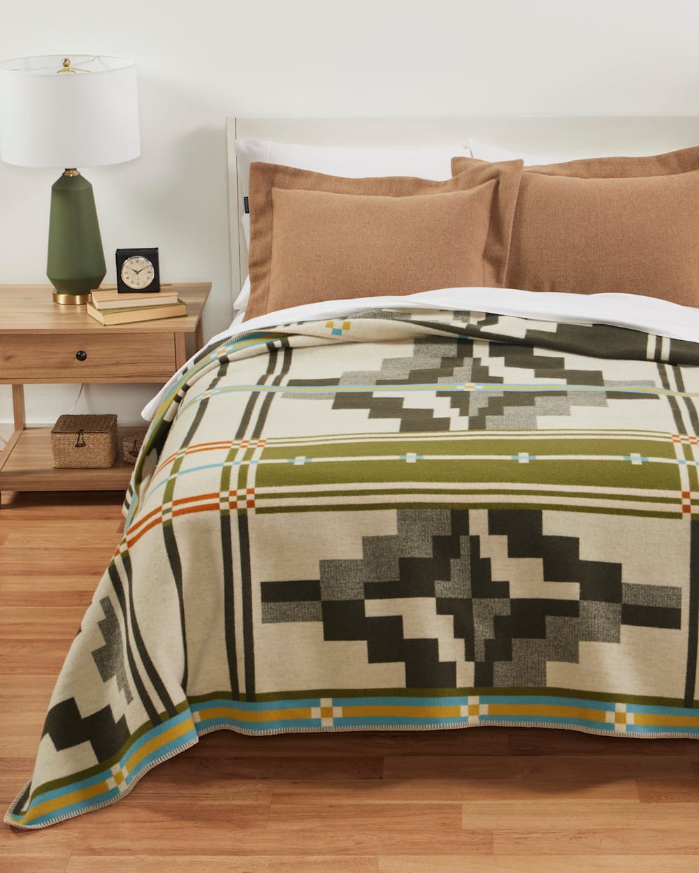 Pendleton Seven Springs Wool Blanket – view 3