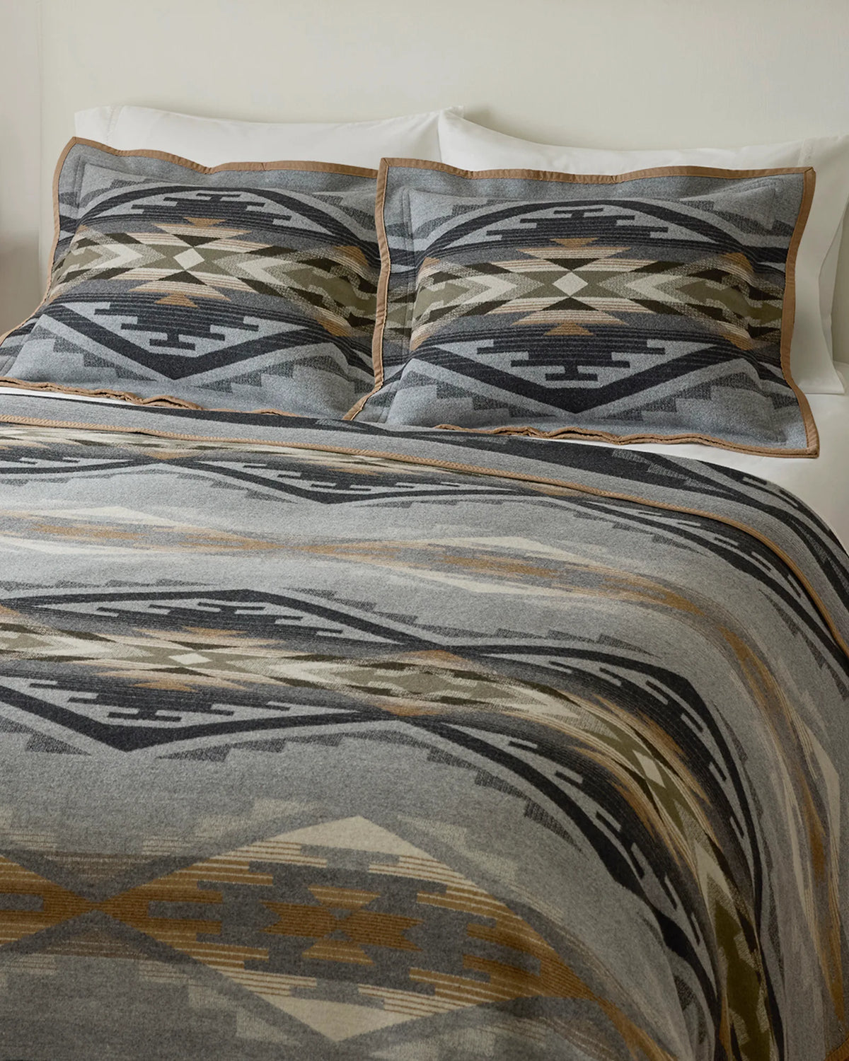 Pendleton Tumalo Ridge Wool Blanket – view 5