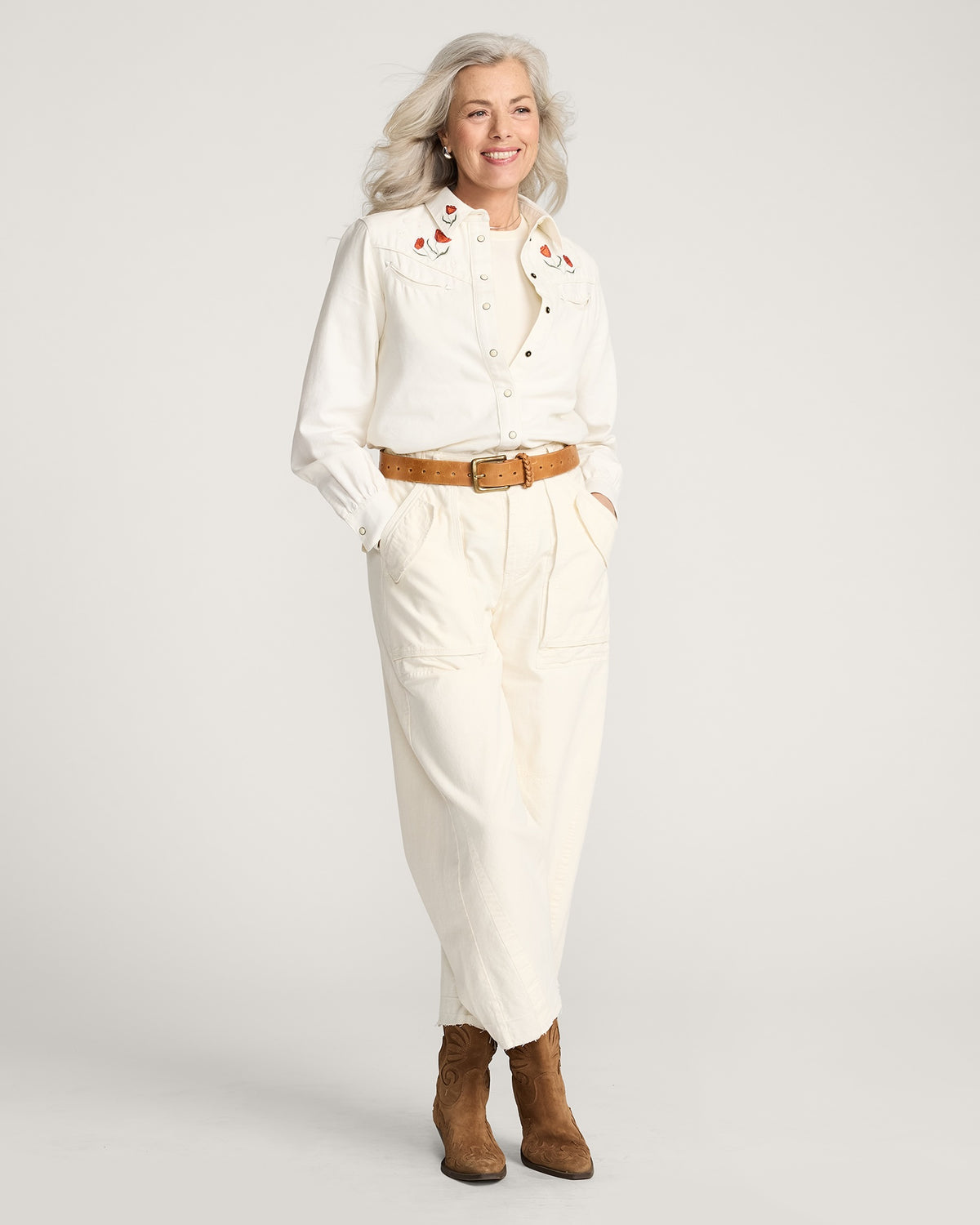 Pendleton Women's Embroidered Western Shirt in Ecru – view 5