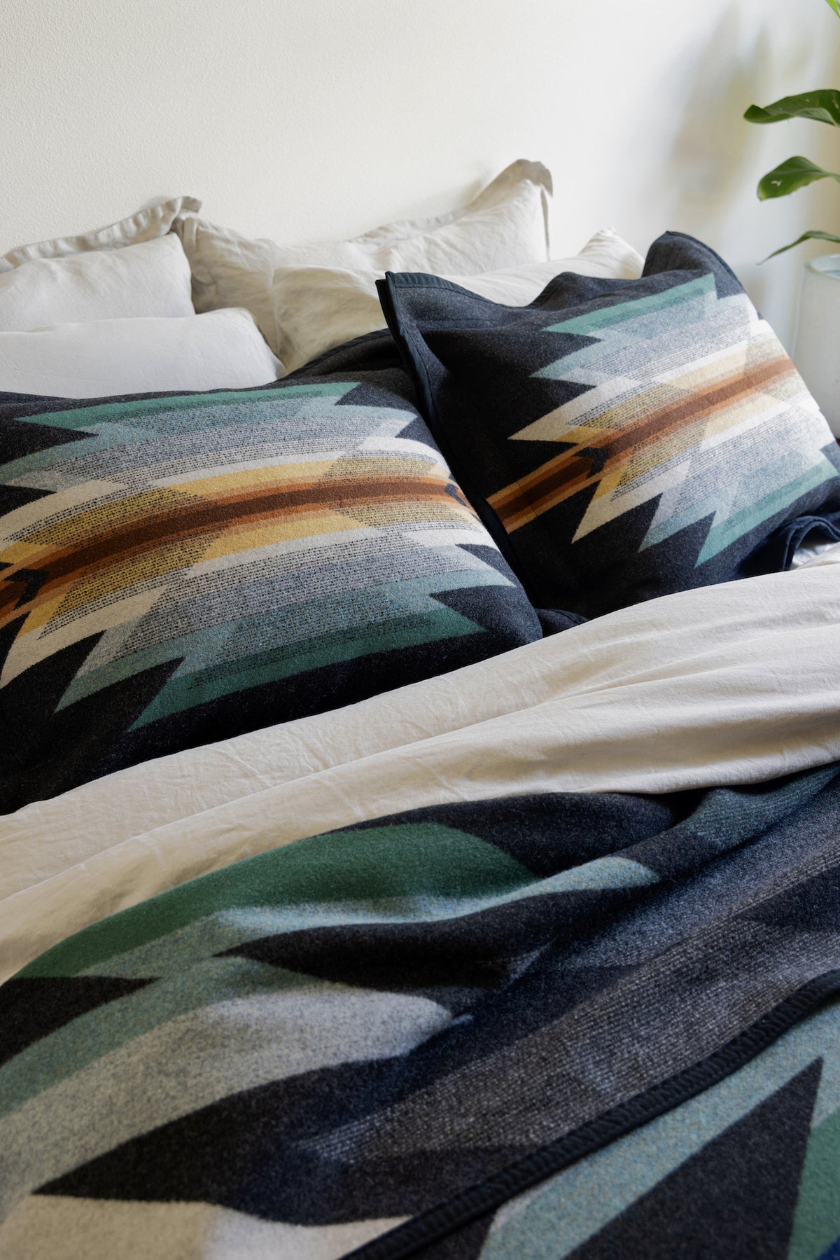 Pendleton Jacquard Pillow Sham in Wyeth Trail Oxford – view 3
