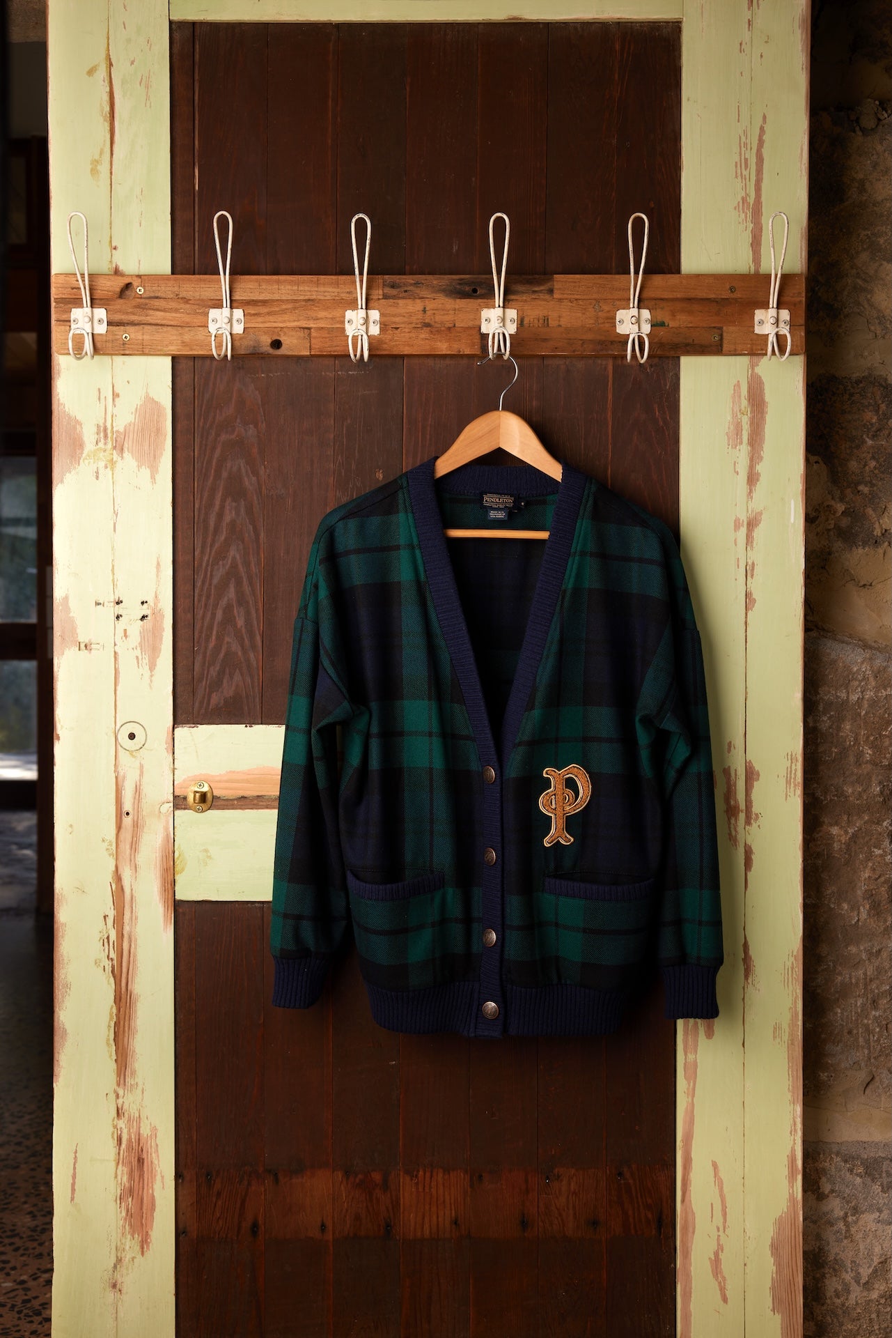Eagle River Cardigan Black Watch Tartan