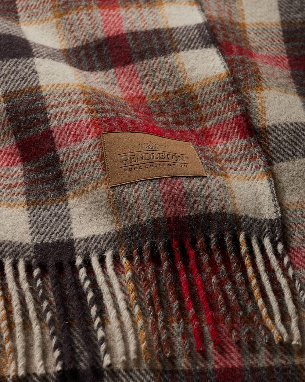 Motor Robe with Carrier Lassen