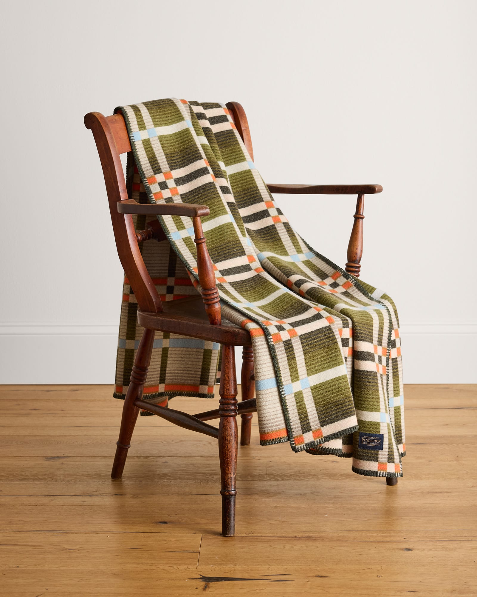 Four Square Throw Slide Mountain Olive