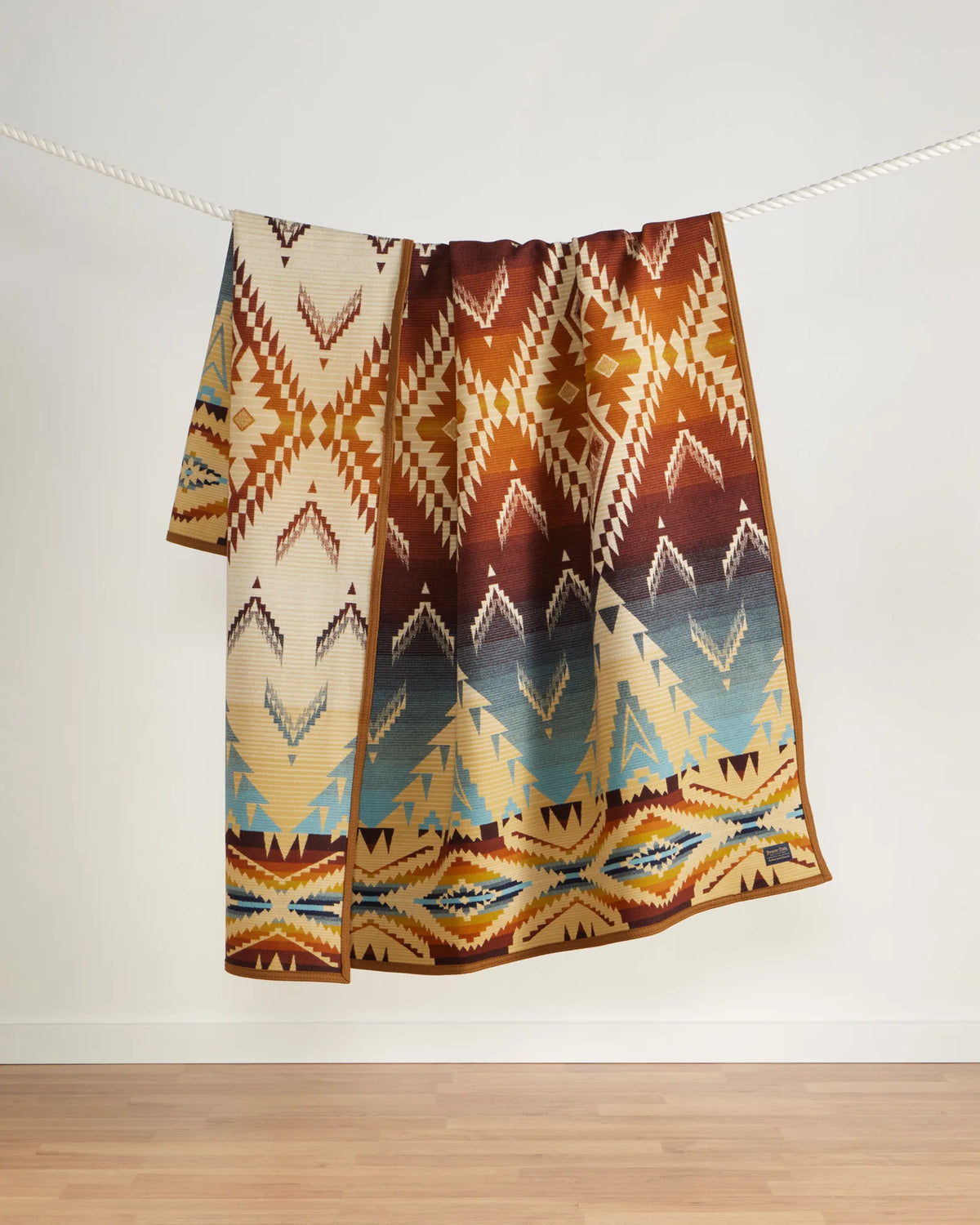 Jacquard Unnapped Robe Helena Ridge