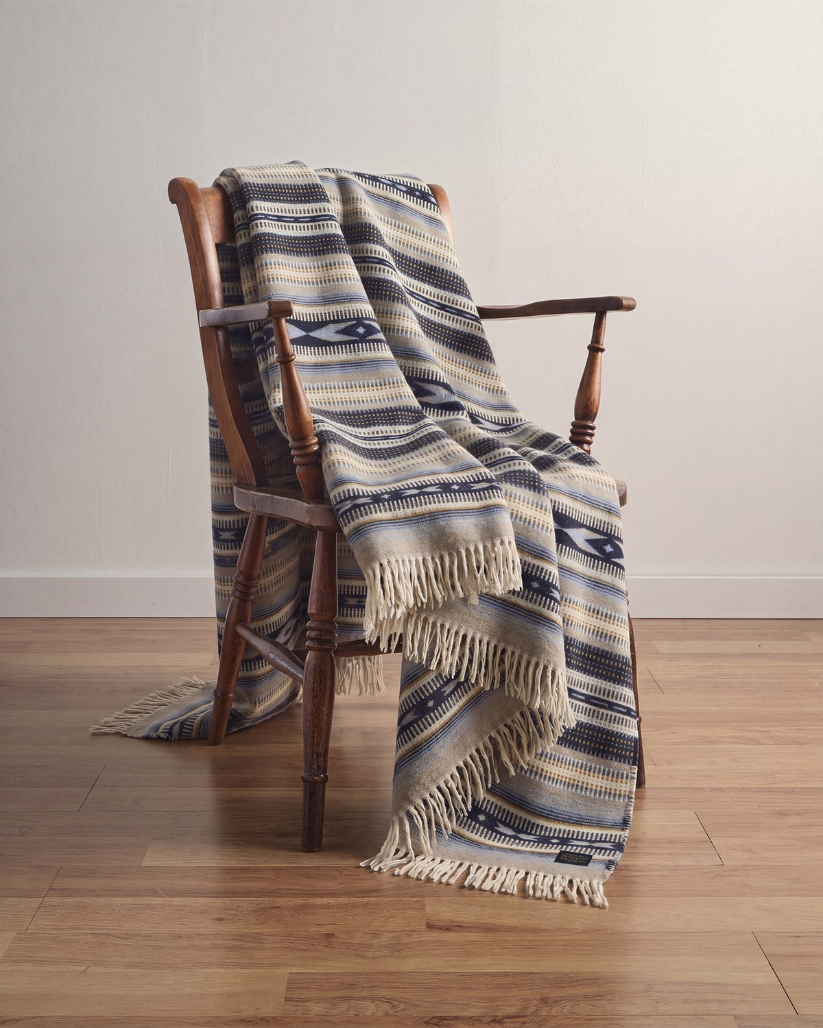 Jacquard Fringed Throw Rio Bravo Blue