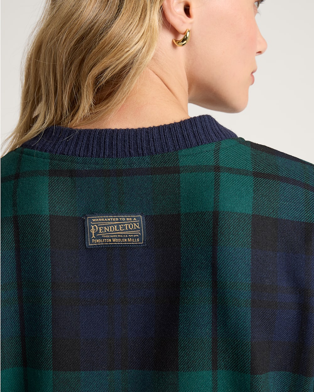 Eagle River Cardigan Black Watch Tartan