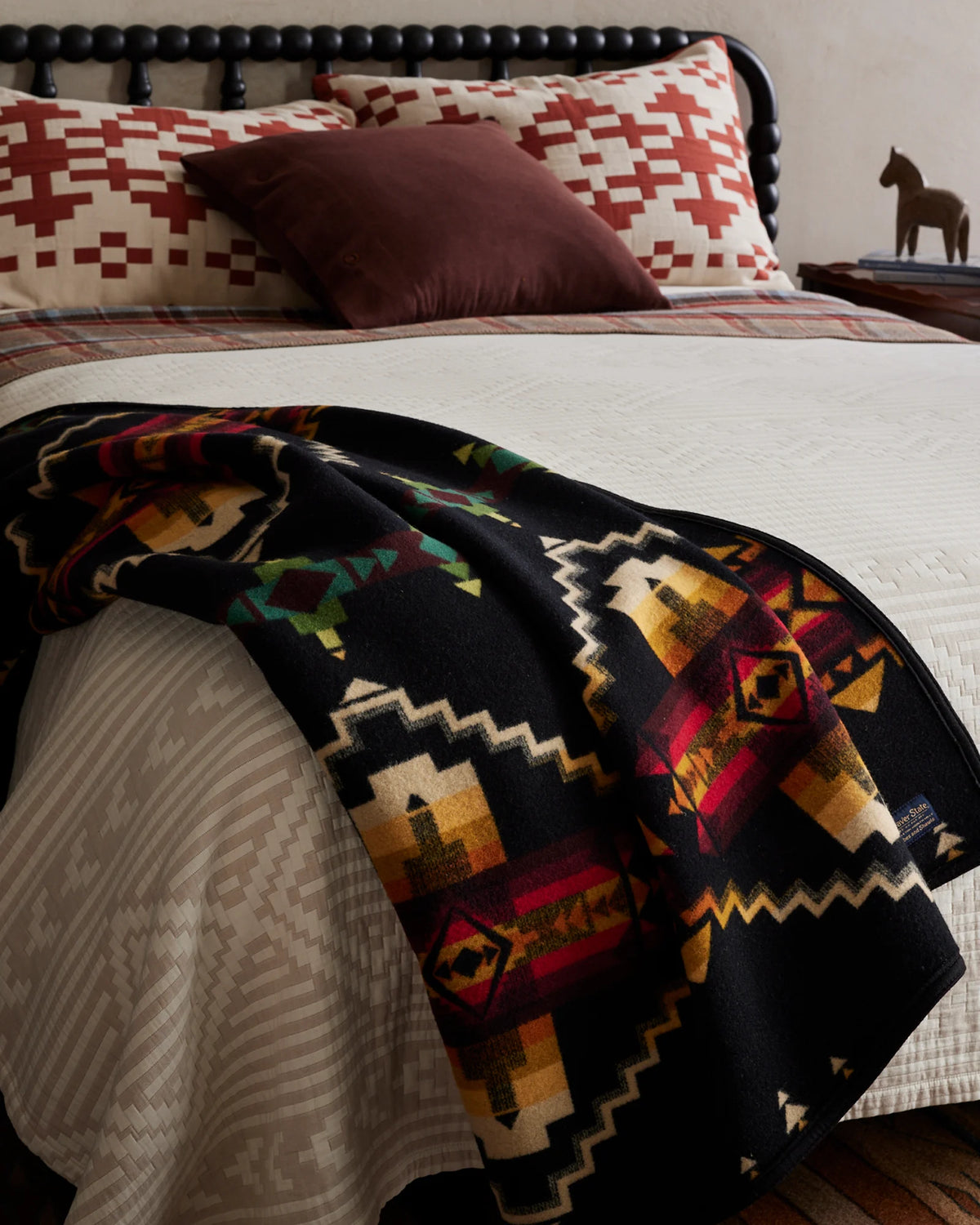 Pendleton Four Corners Wool Blanket – view 3