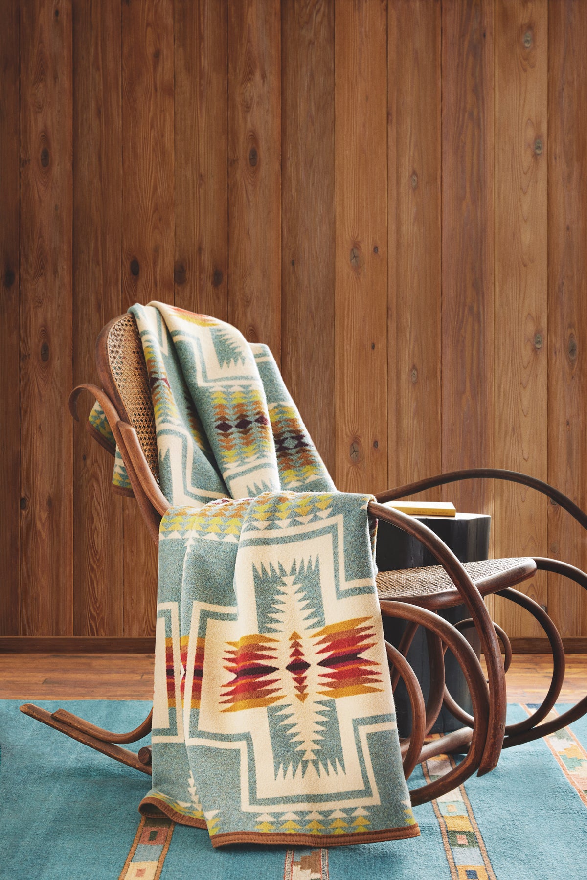 Pendleton Harding Blanket in Shale – view 8