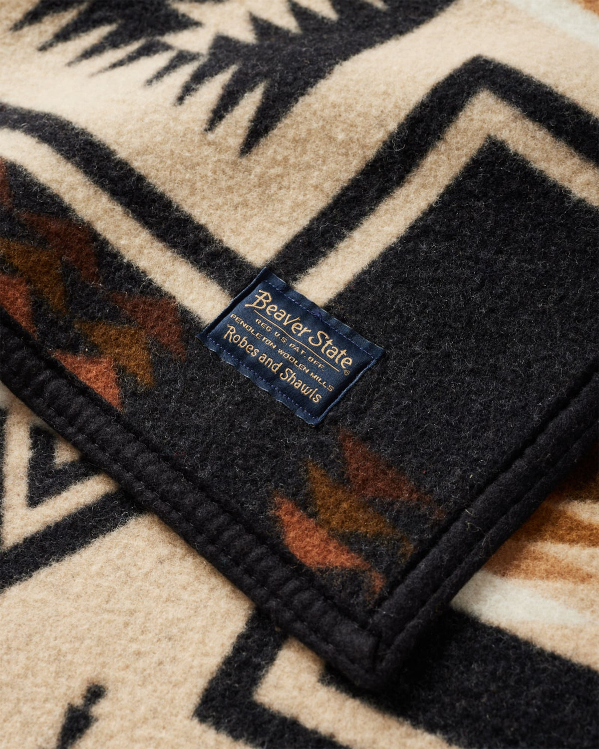 Pendleton Harding Wool Blanket in Oxford – view 5