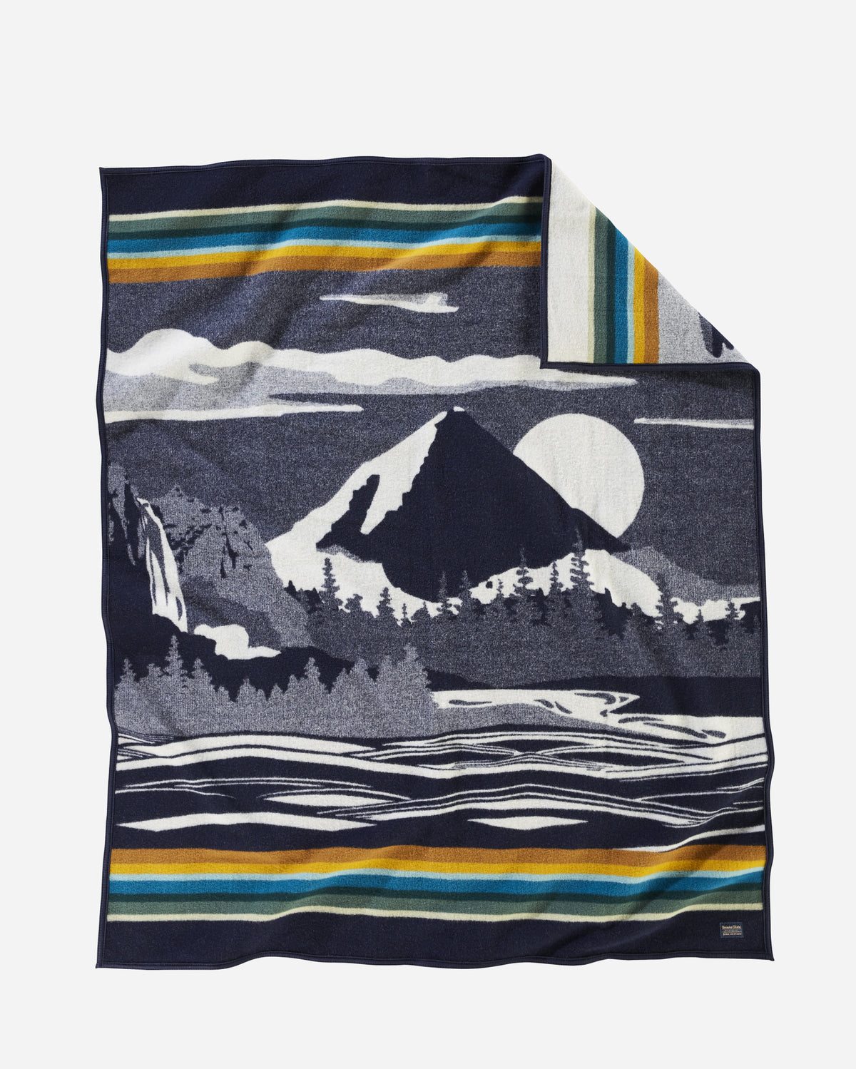 Pendleton Jacquard Napped Blanket in Pacific Wonderland