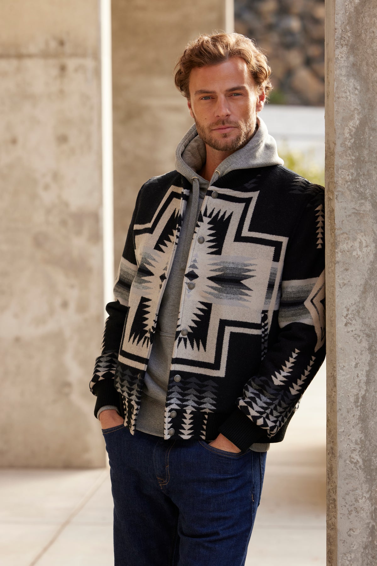 Pendleton Men's Quilted Gorge Snap Jacket in Harding Black – view 2