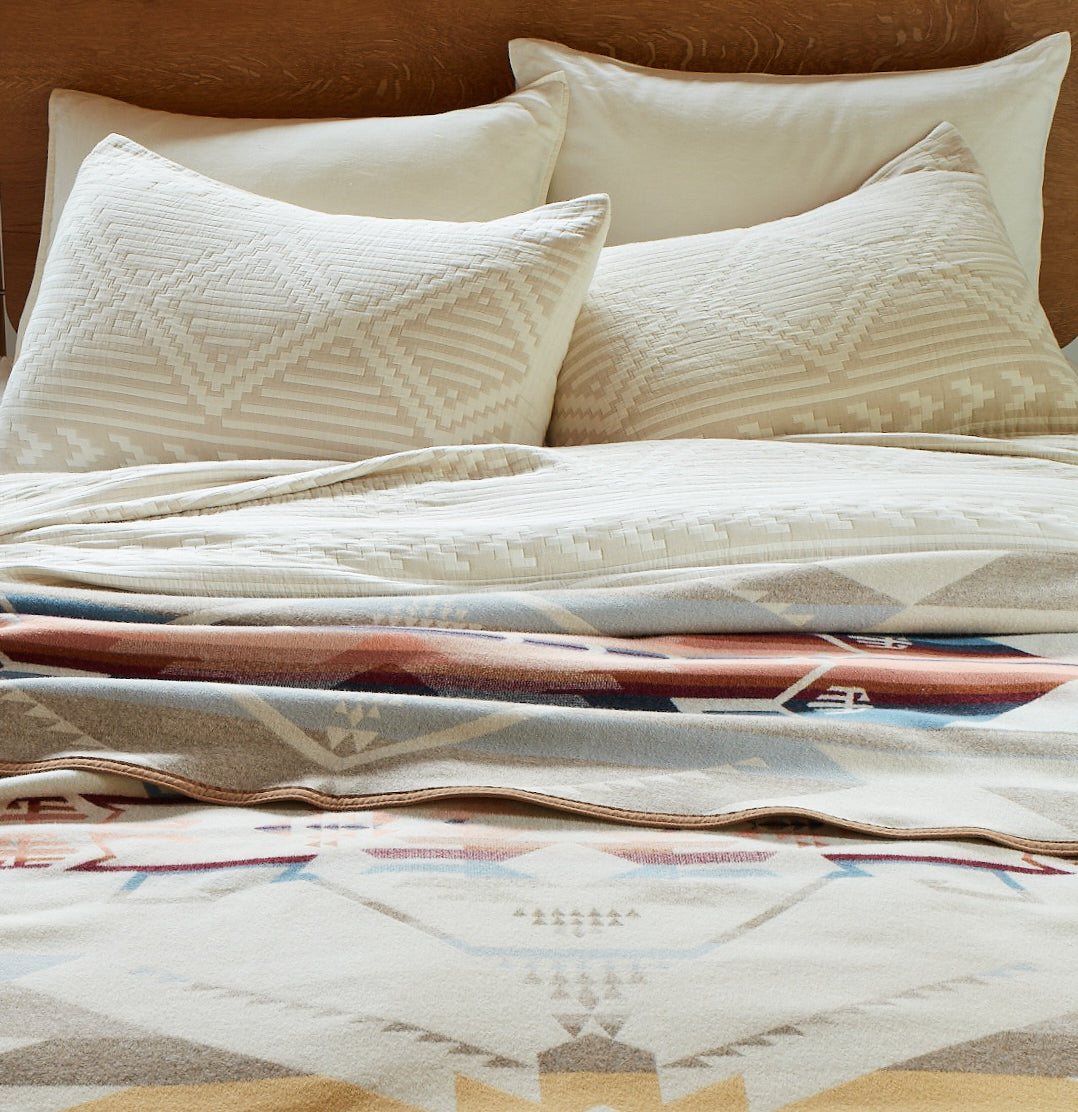 Pendleton Organic Cotton Matelasse in Ganado – view 4