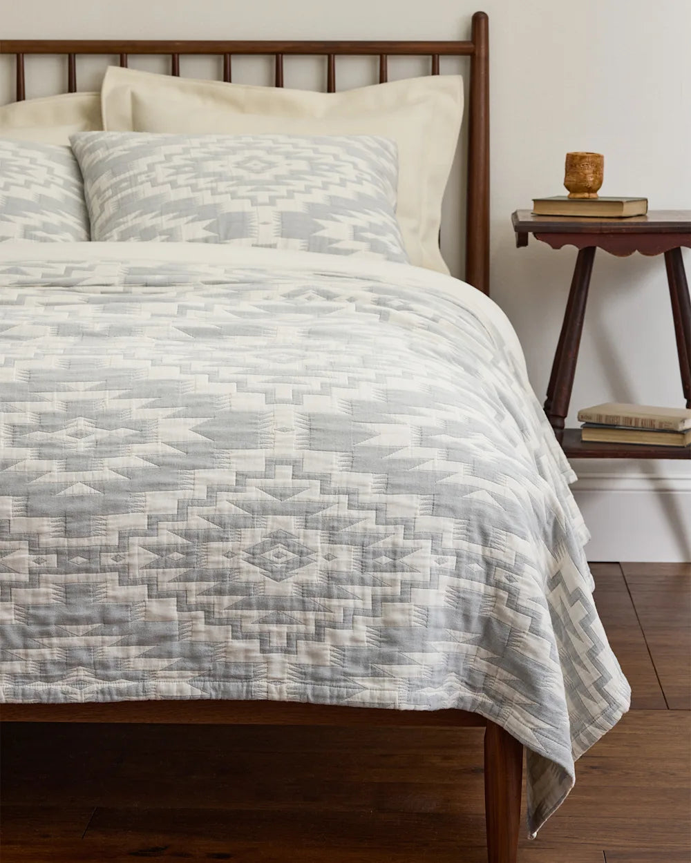 Pendleton Organic Cotton Matelasse in Mesilla – view 3