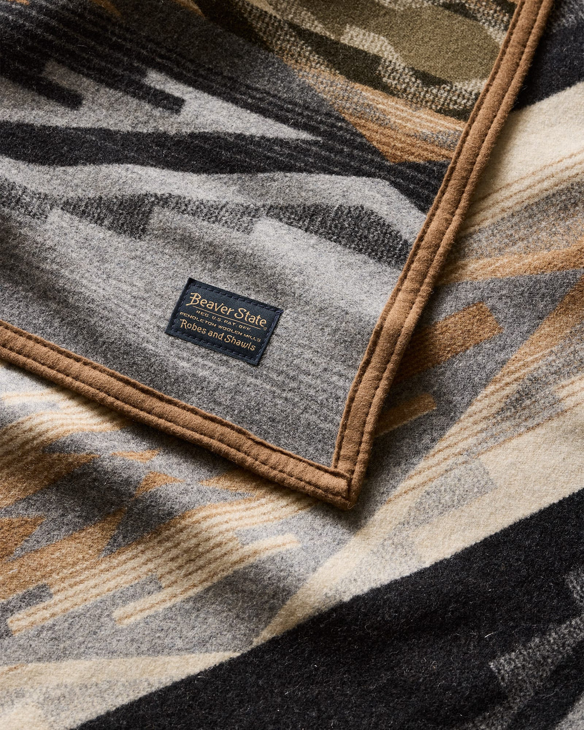 Pendleton Tumalo Ridge Wool Blanket – view 2