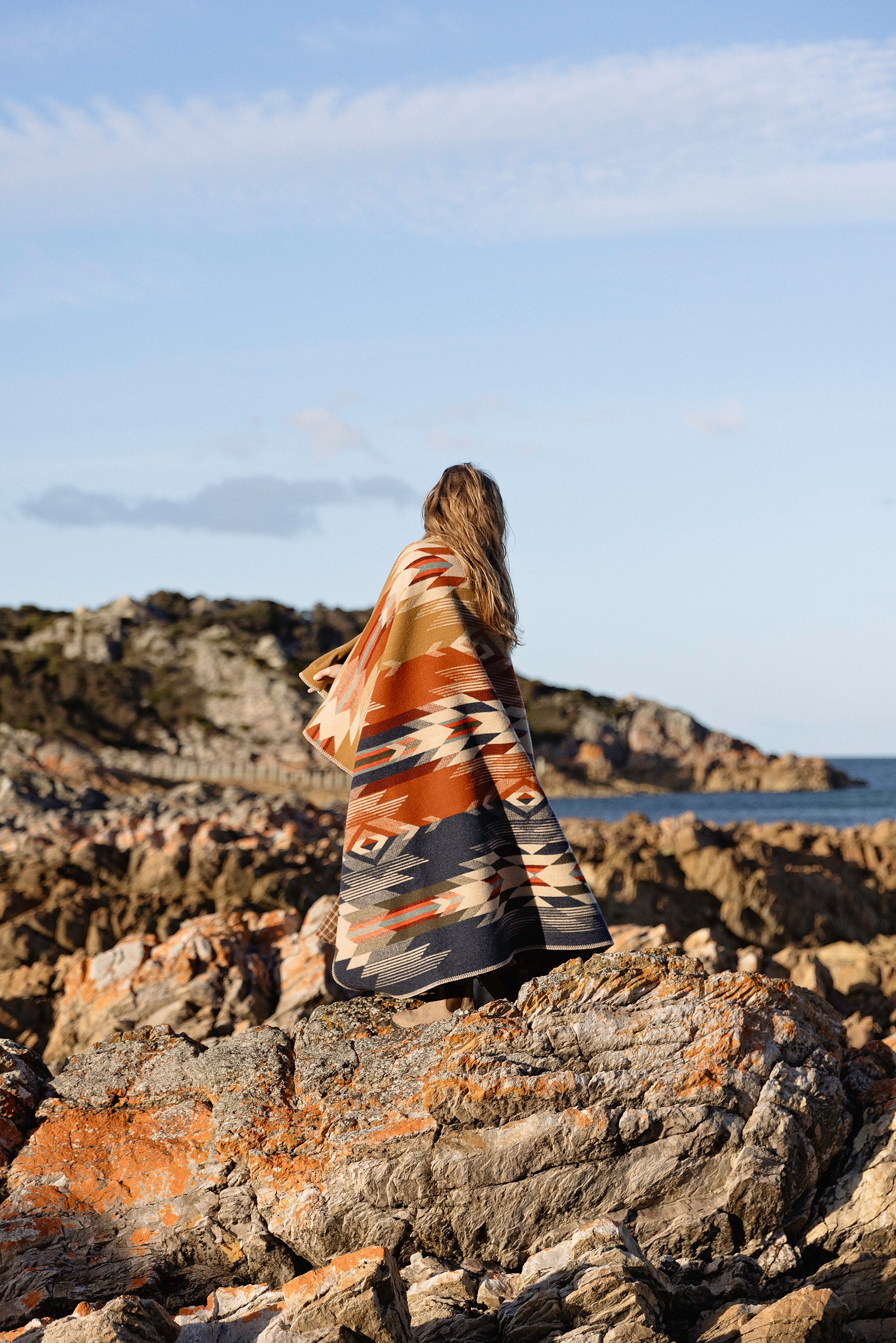 Contemporary Napped Throw Wyeth Falls