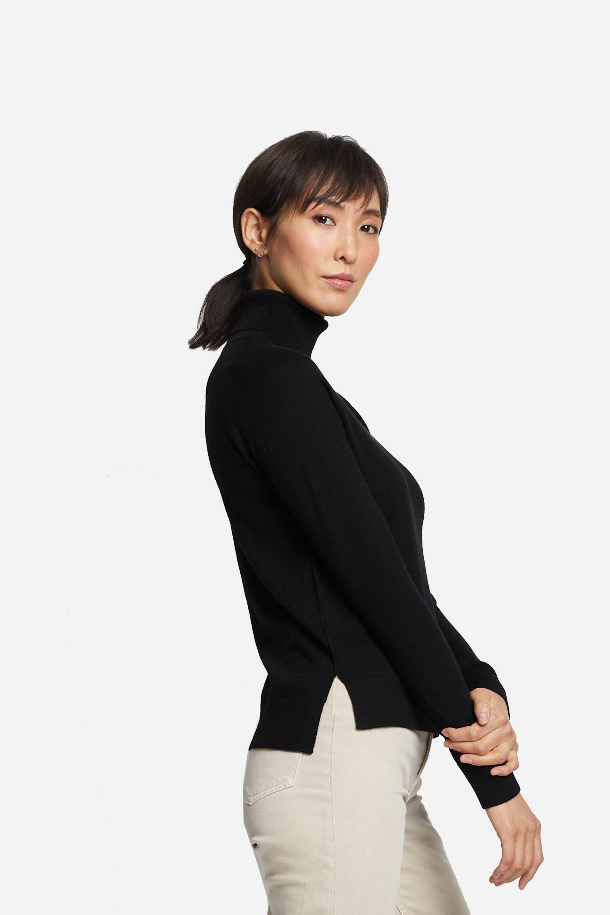 Raglan Merino Turtleneck Black