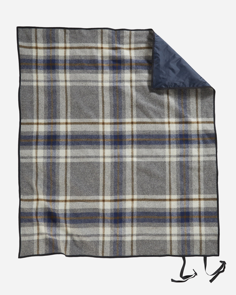 Roll-Up Blanket USA Raleigh Plaid