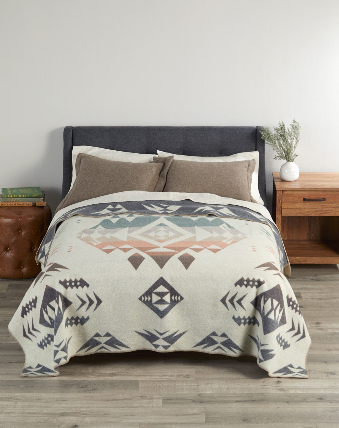 Pendleton Agate Beach Wool Blanket – view 4