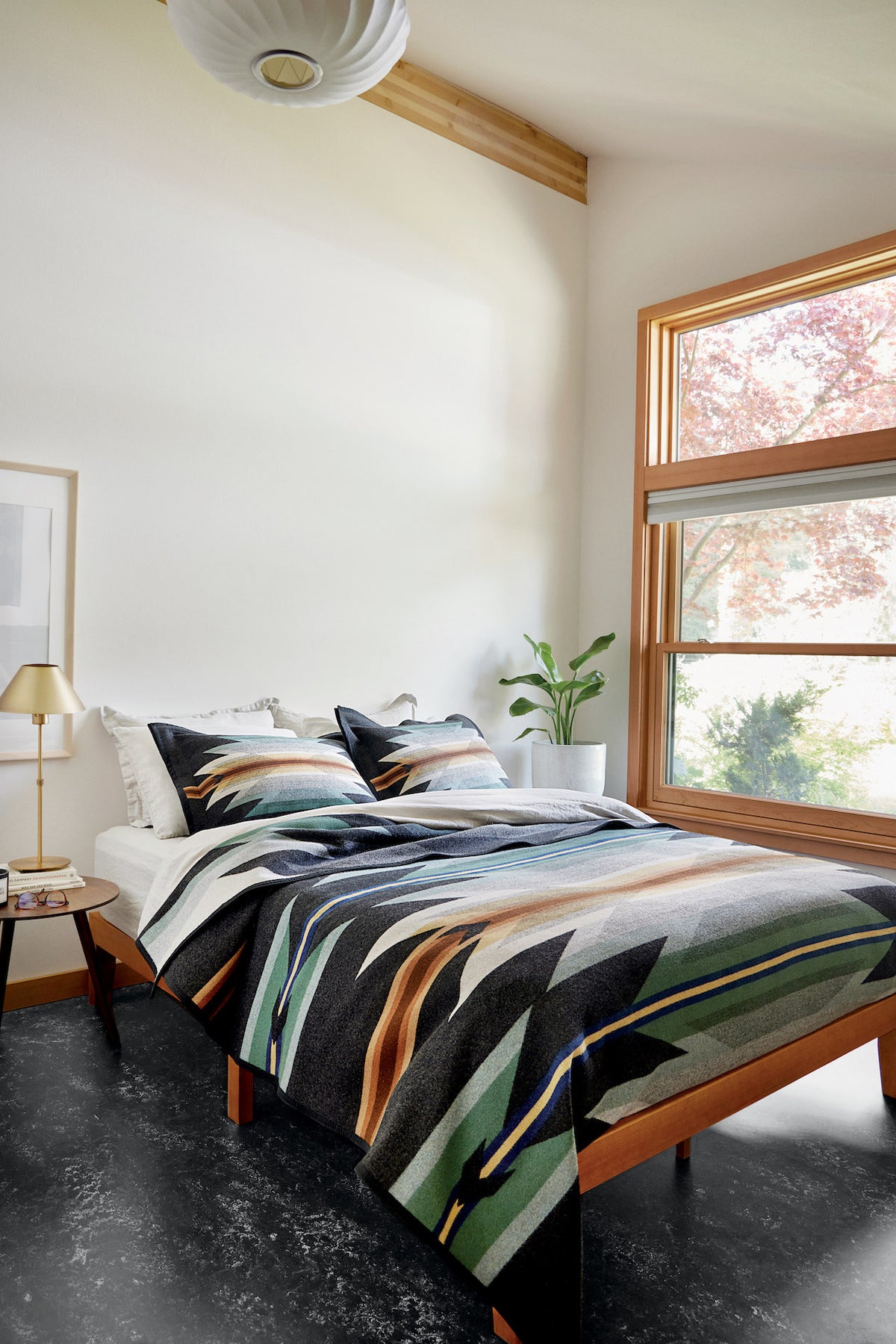 Pendleton Wyeth Trail Oxford Wool Blanket – view 5