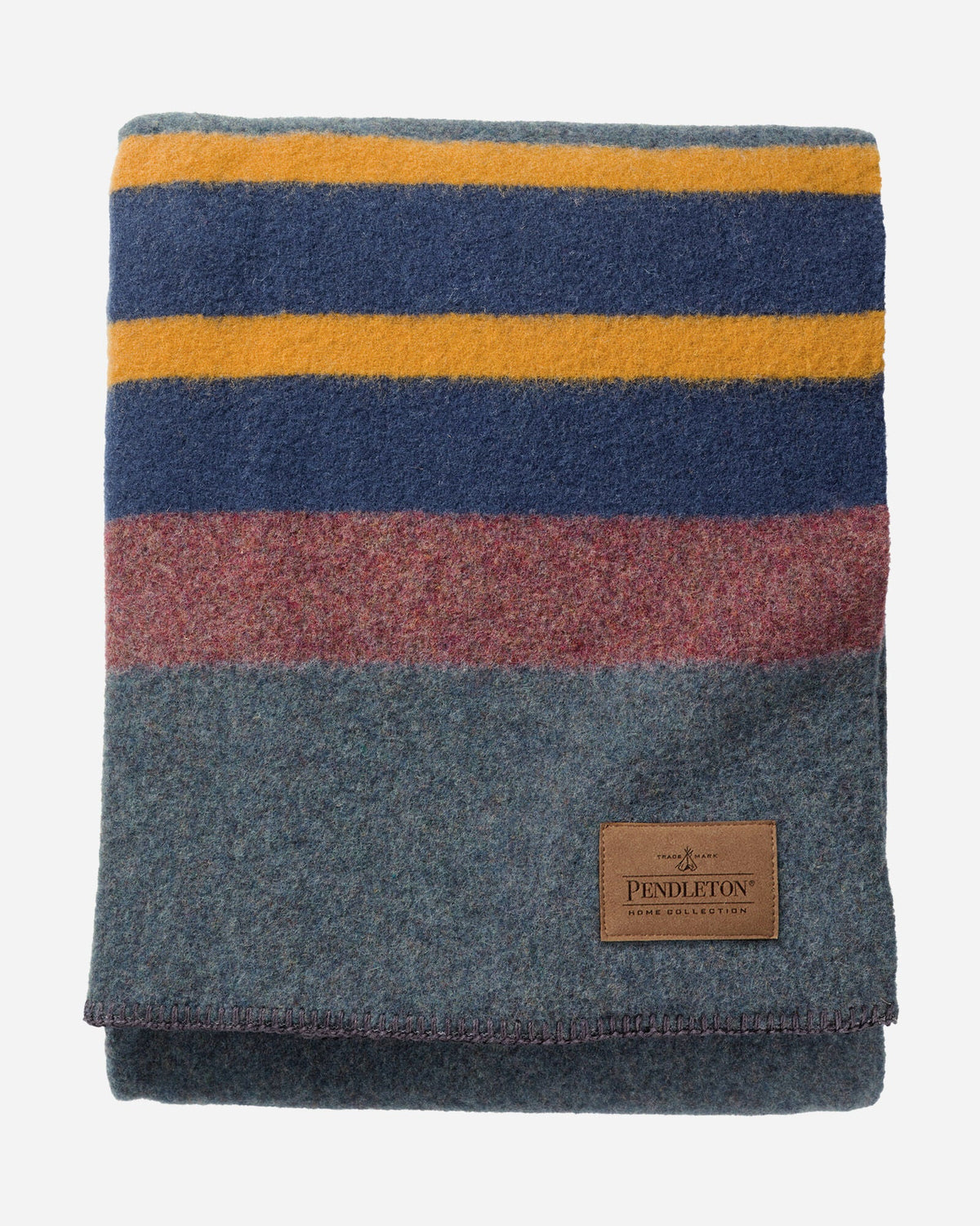 Pendleton Yakima Camp Wool Blanket in Lake
